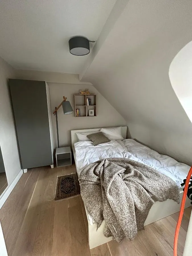 Holiday home Altes Stadthaus Mit Garten Und Gewolbekeller Villa Stuttgart Germany