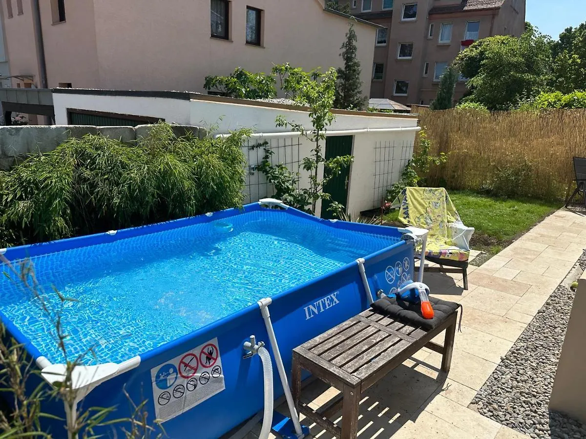 Nyaraló Altes Stadthaus Mit Garten Und Gewoelbekeller Stuttgart Németország