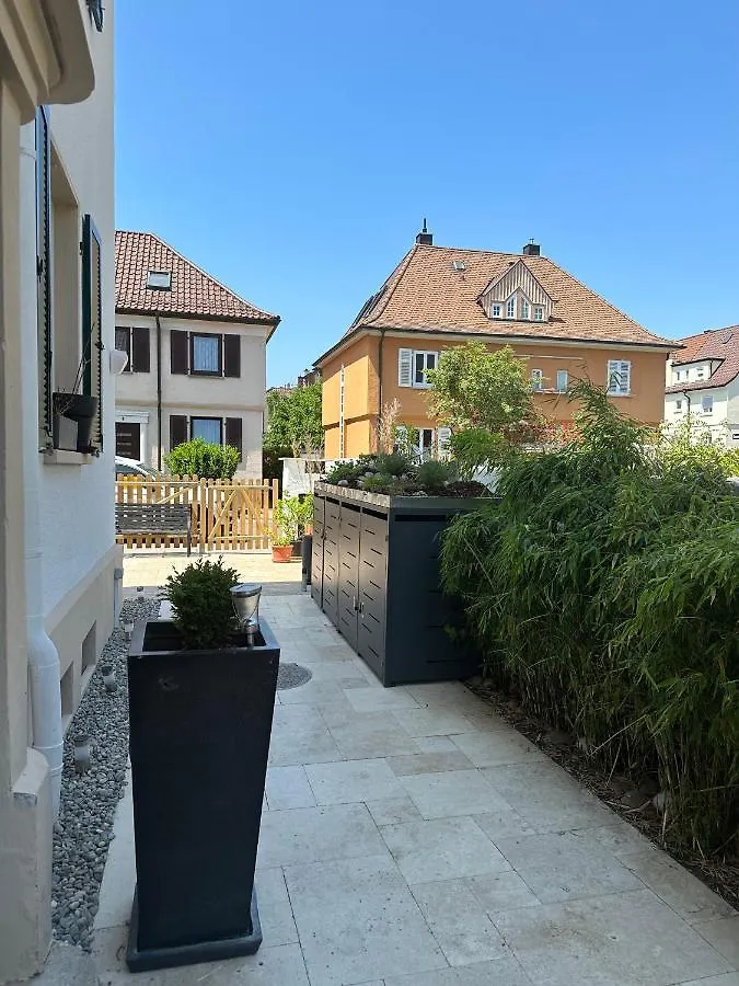 Holiday home Altes Stadthaus Mit Garten Und Gewolbekeller Villa Stuttgart Germany